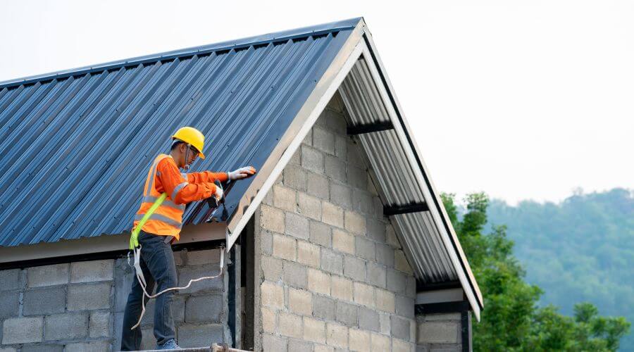Expert Emergency Roof Repairs services in Attica, KS